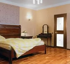 Дверь Verona ДГ тёмный орех